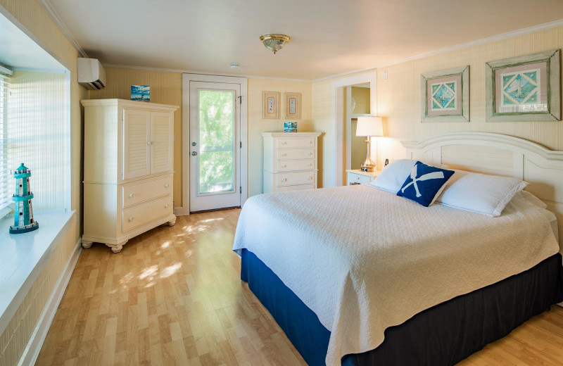 Cottage bedroom at The Club at New Seabury.