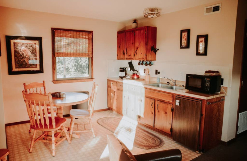 Cabin kitchen at Arkansas White River Cabins.