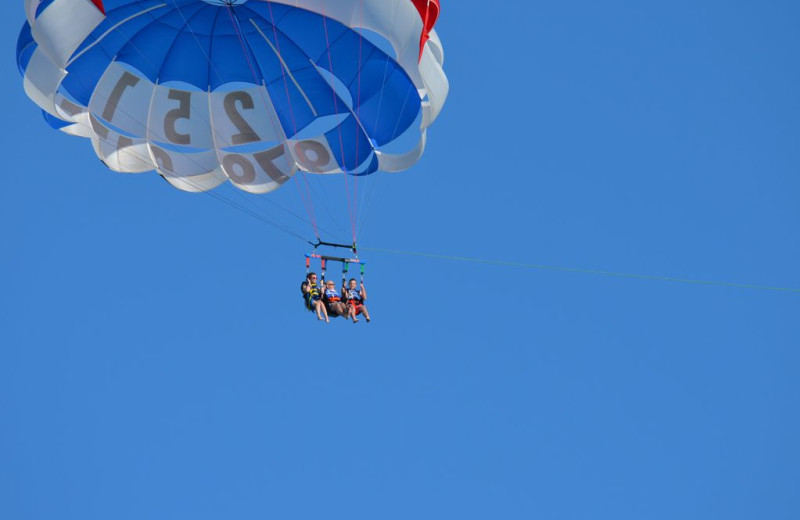 Parasailing at Gulf Shores Rentals.