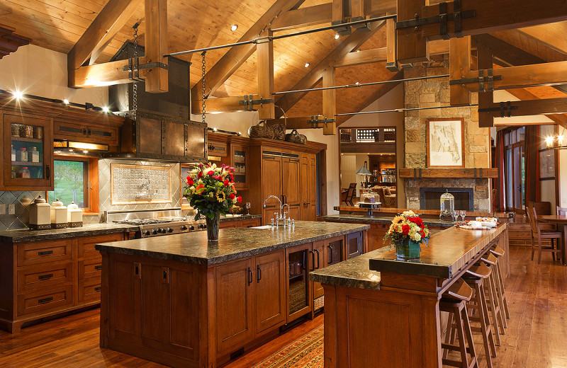 Rental kitchen at Lauren Berger Collection.