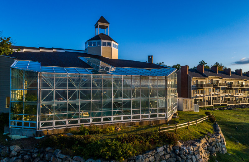 Exterior view of Steele Hill Resorts.