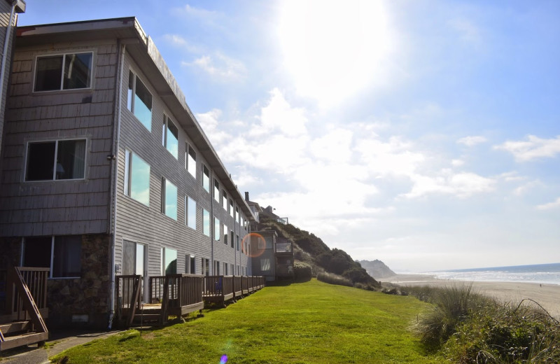 Exterior view of Sailor Jack's Oceanfront Inn.