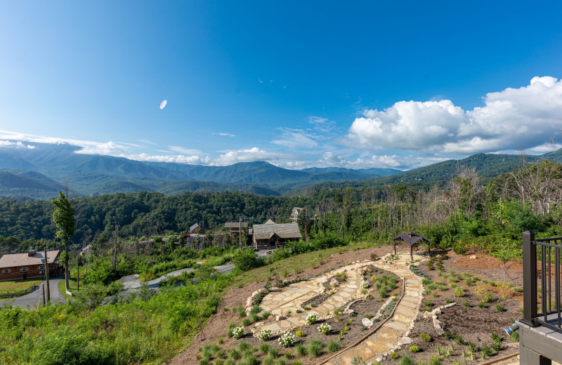 Garden at American Patriot Getaways - Mountain Celebration!