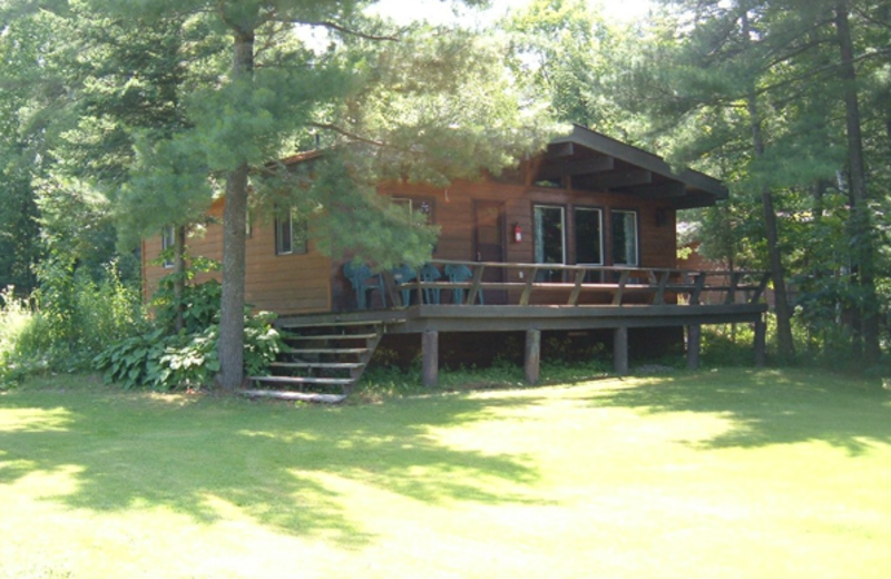 Cottage exterior at Paquana Cottage Resort.