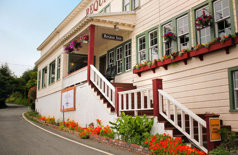 Exterior view of Historic Requa Inn.