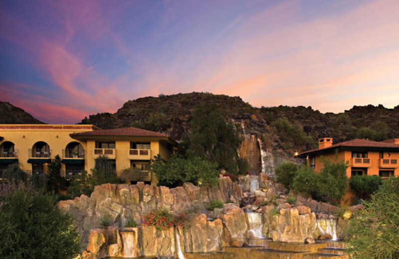 Exterior of Pointe Hilton Tapatio Cliffs Resort
