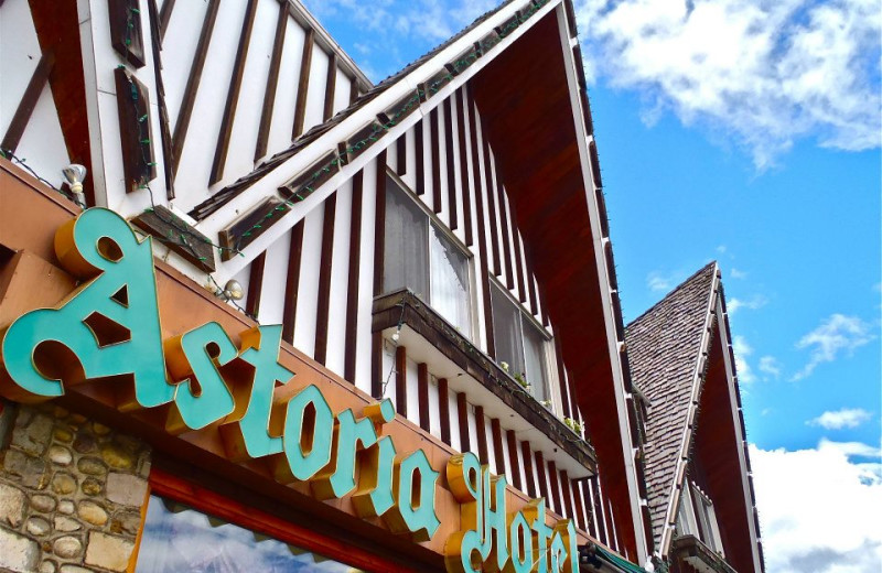 Exterior view of Astoria Hotel.