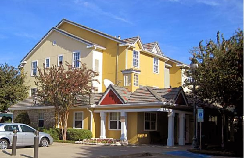 Exterior view of TownePlace Suites Dallas Plano.