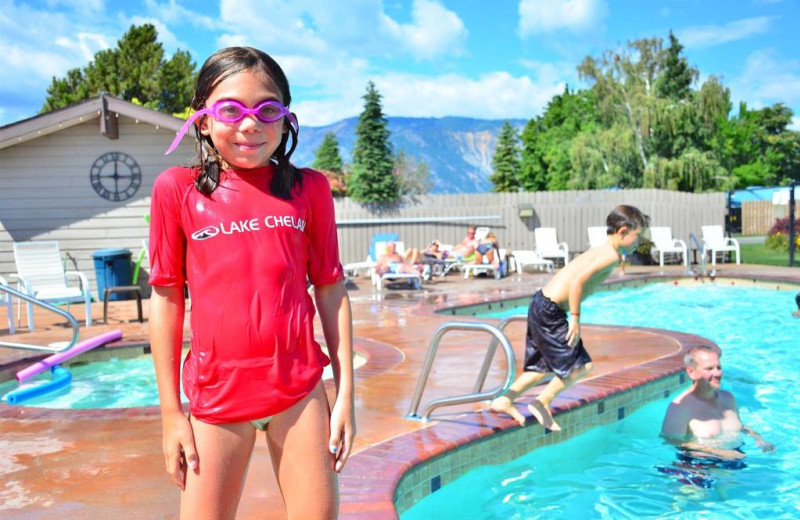 Outdoor pool at Mountain View Lodge.