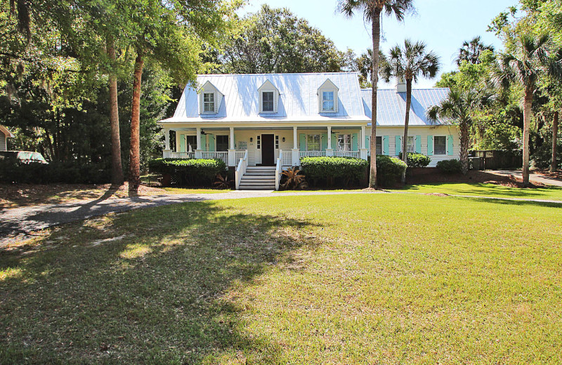 Exterior view of Forest Trail 286.