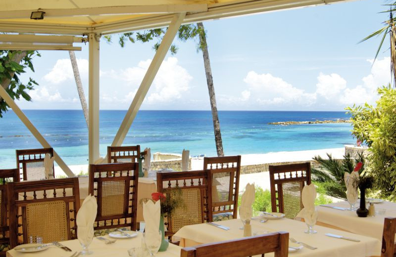 Dining Area With Ocean View at Barceló Capella Beach 