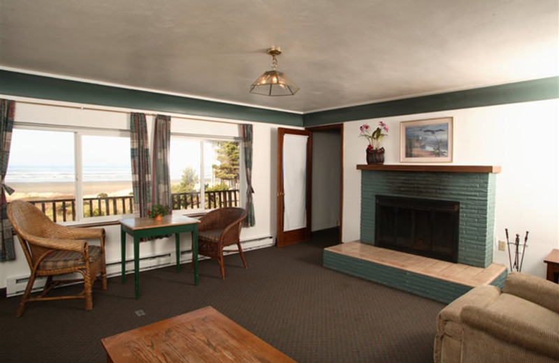 Guest living room at Sandpiper Beach Resort.