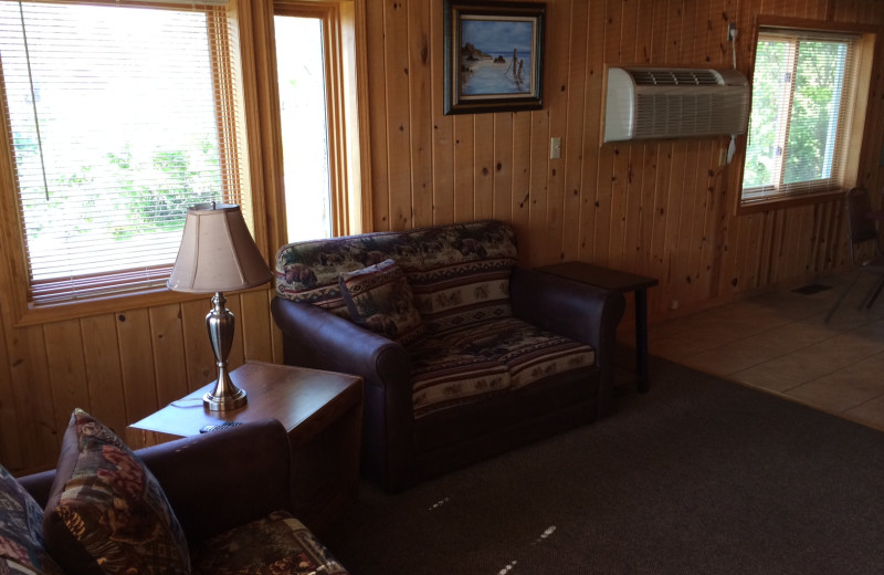 Cabin living room at Arnesen's Rocky Point Resort.