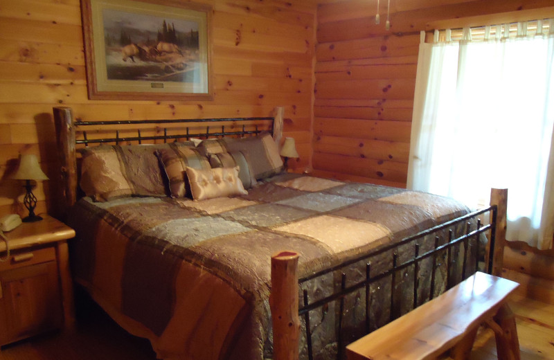 Guest bedroom at Elk Ridge Ranch.