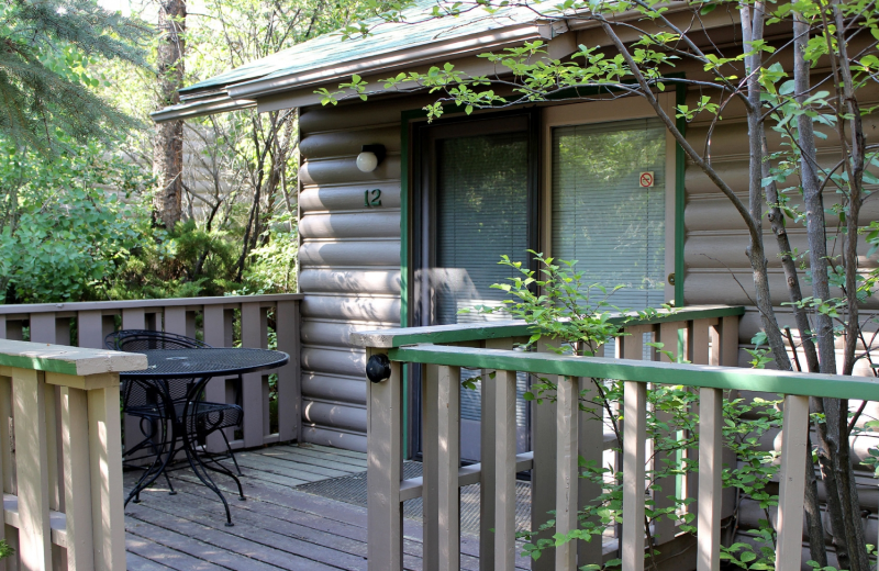 Suite deck at Sunnyside Knoll Resort.