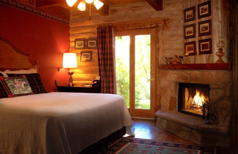 Guest room at The Lodge at Red River Ranch.
