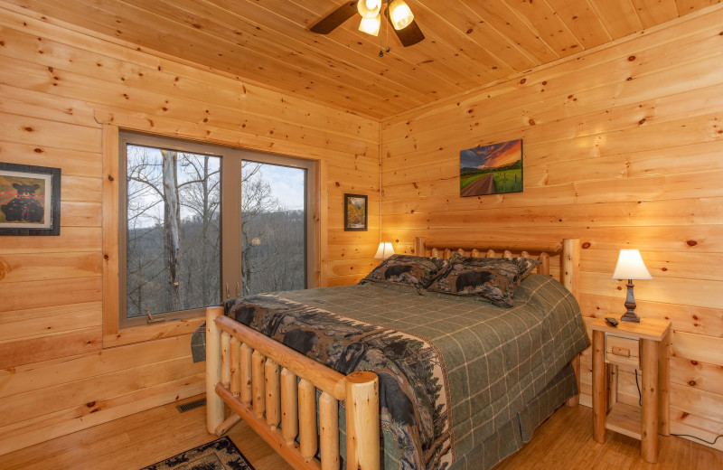 Bedroom at American Patriot Getaways - Happy Bear's Hideaway.