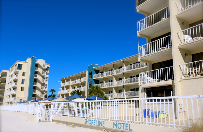 Exterior view of Shoreline Island Resort.