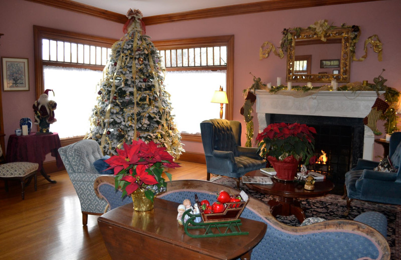 Holiday season at Napa Inn Bed & Breakfast.