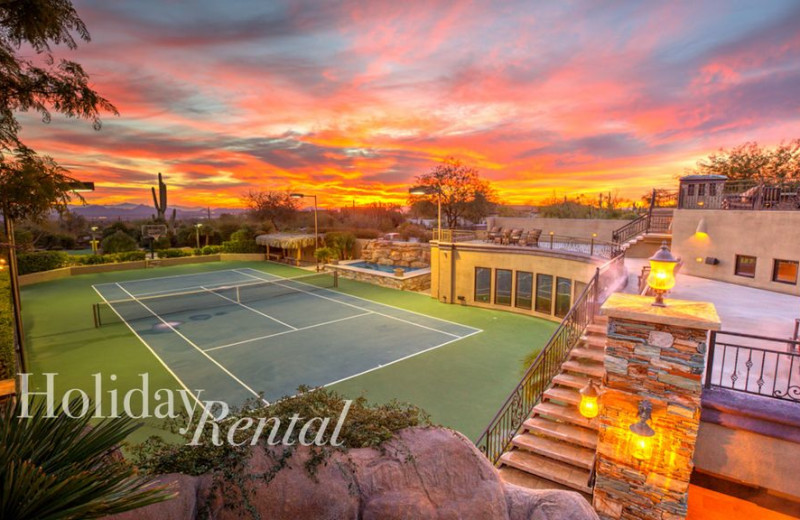 Rental tennis court at HolidayRental.com.