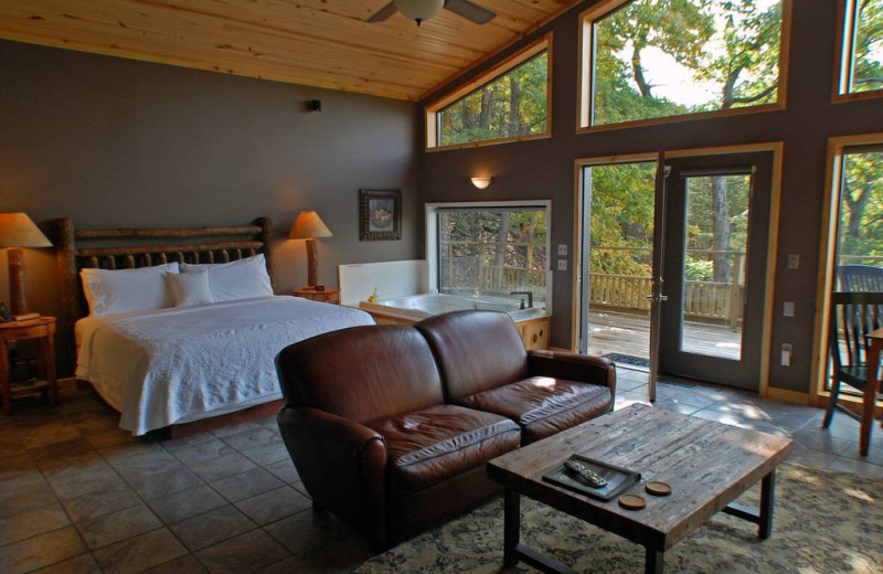 Cabin bedroom at Beaver Lakefront Cabins.