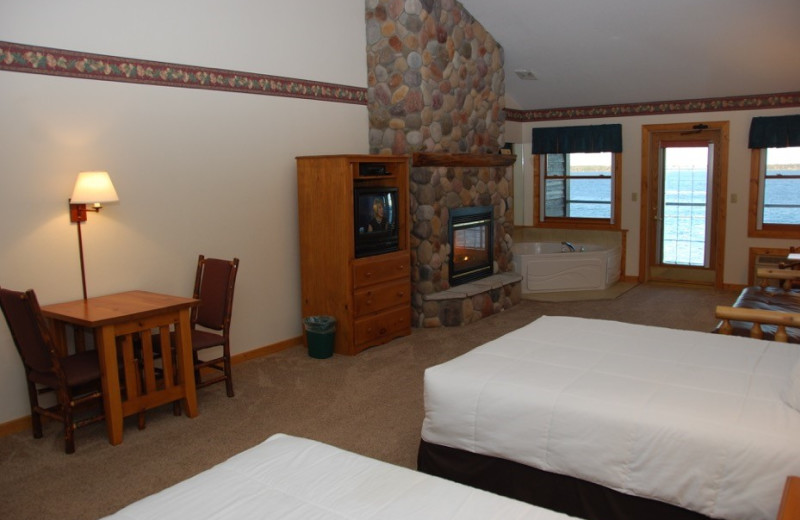 Suite guest room at Quarterdeck Resort.