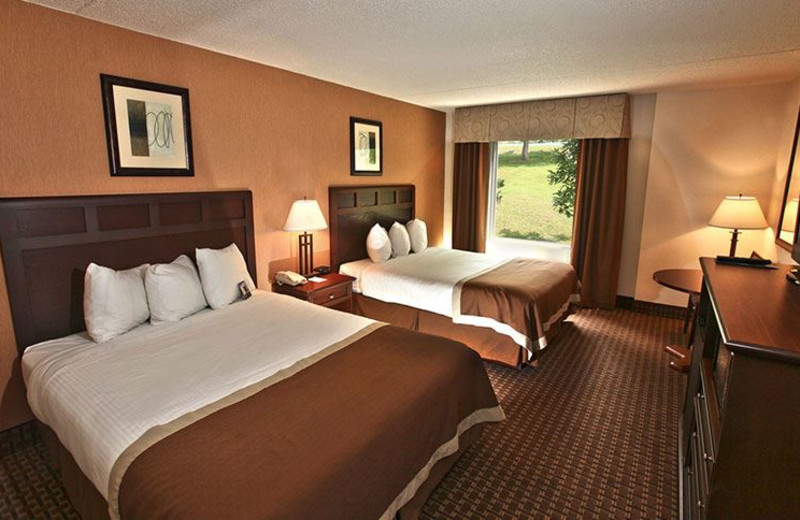 Baymont Inn & Suites Branson – On the 76 Strip