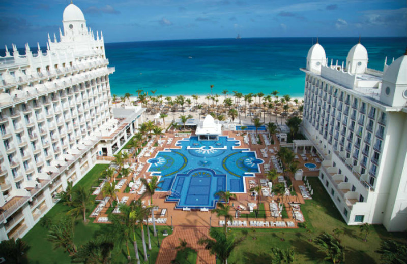 Exterior view of Hotel Riu Palace Aruba.