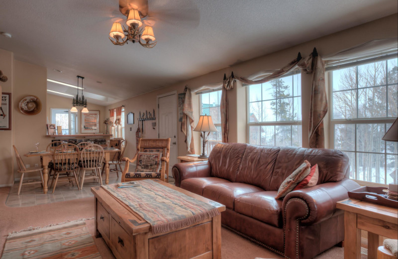 Cabin living room at Black Wolf Lodging.