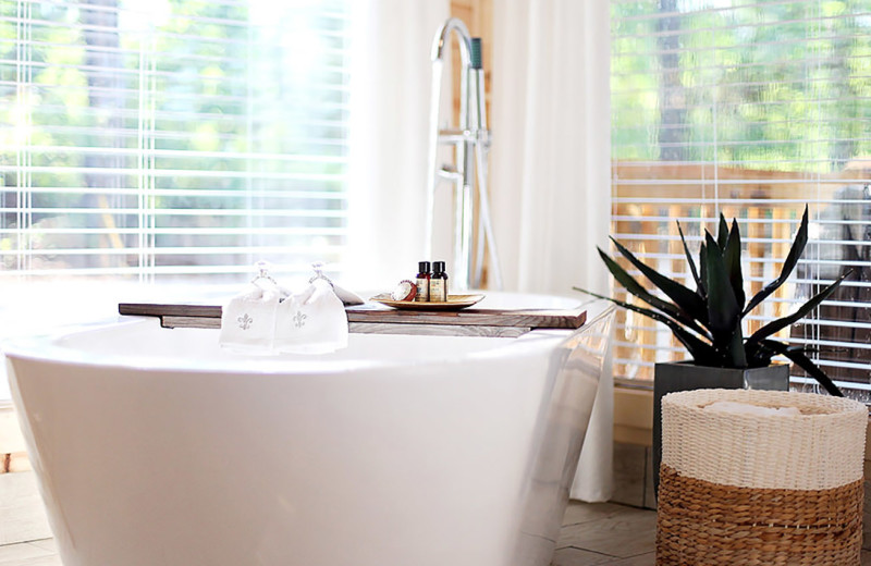 Rental bathroom at Hidden Hills Cabin Rentals.