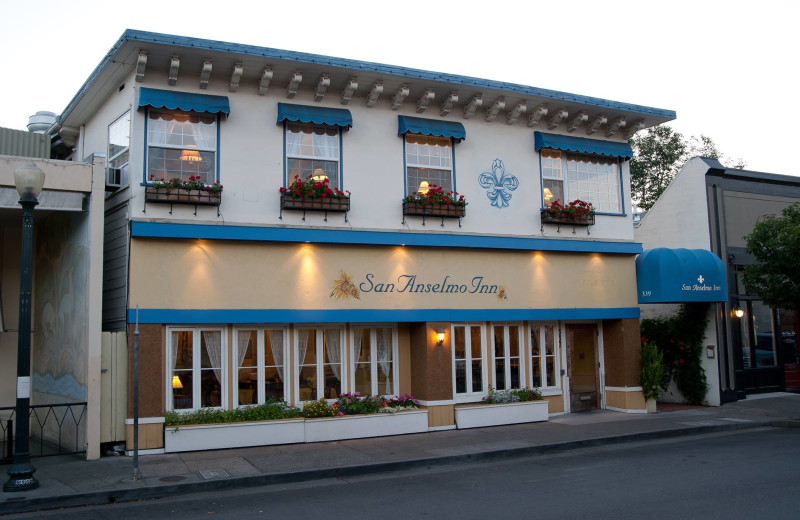 Exterior view of San Anselmo Inn.