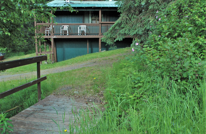 Exterior view of Gwin's Lodge & Kenai Peninsula Charter Booking Service.