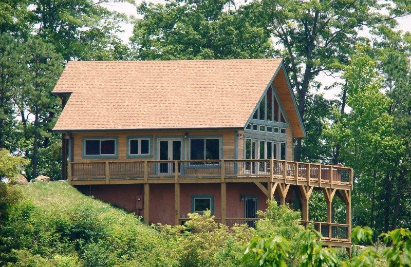 Cabin exterior at Great Smokys Cabin Rentals.