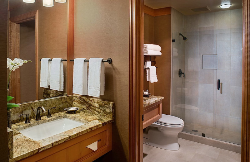 Guest bathroom at Wyoming Inn of Jackson Hole.