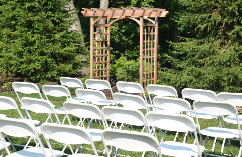 Wedding ceremony at Westport Inn.