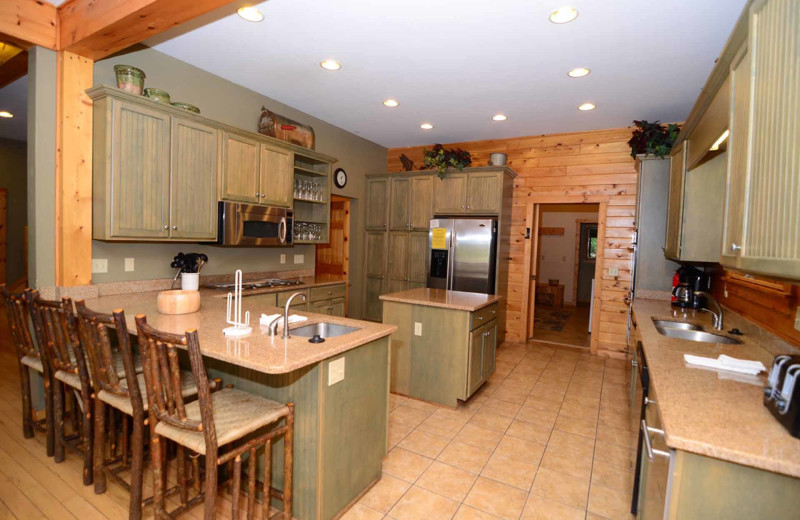 Rental kitchen at Railey Mountain Lake Vacations.