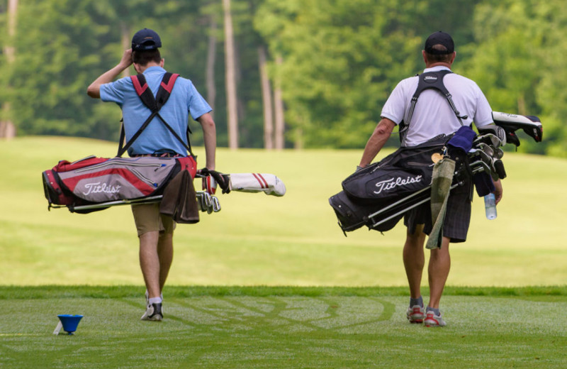 Golf at Port Cunnington Lodge & Resort.