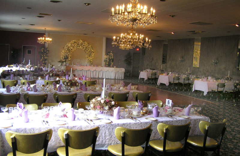 Wedding at Pollace's Family Vacation Resort.