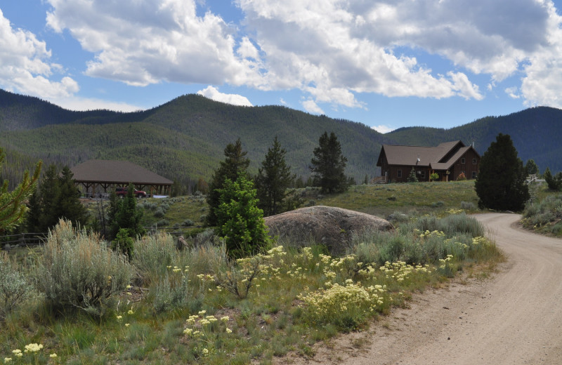 Exterior view of Homestake Lodge.