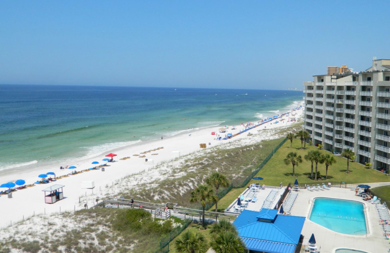 Aerial view of Moonspinner Condominium.