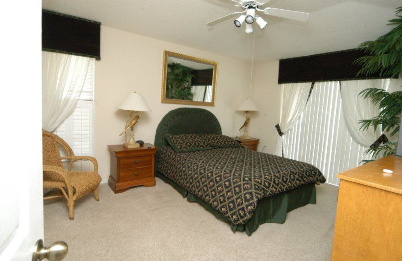 Vacation rental bedroom at Elite Vacation Homes.