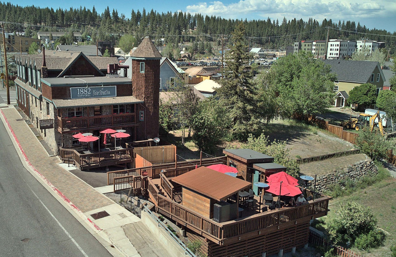 Aerial view of River Street Inn.