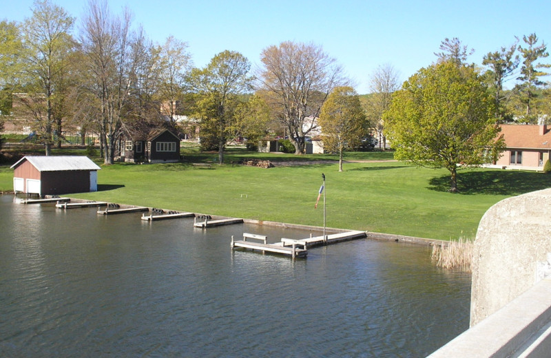 Exterior view of Lake Leelanau Narrows Resort.