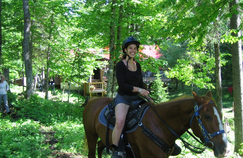 Horseback riding at Algonquin Eco-Lodge.