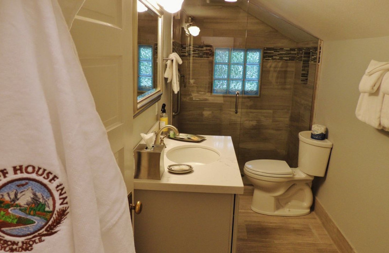 Huff House Inn & Cabins
