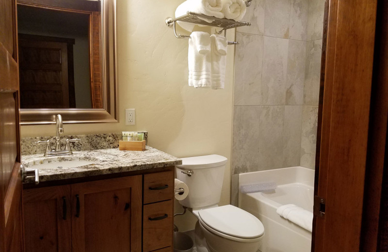 Guest bathroom at Amity Flats.