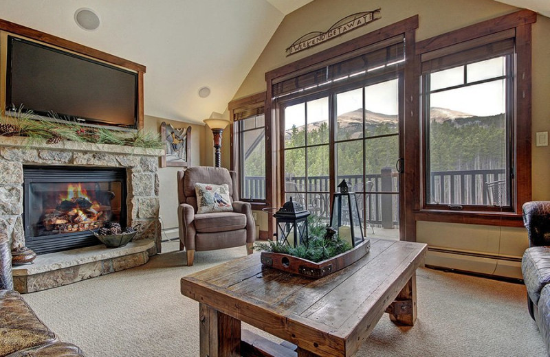 Rental living room at Majestic Lodging.