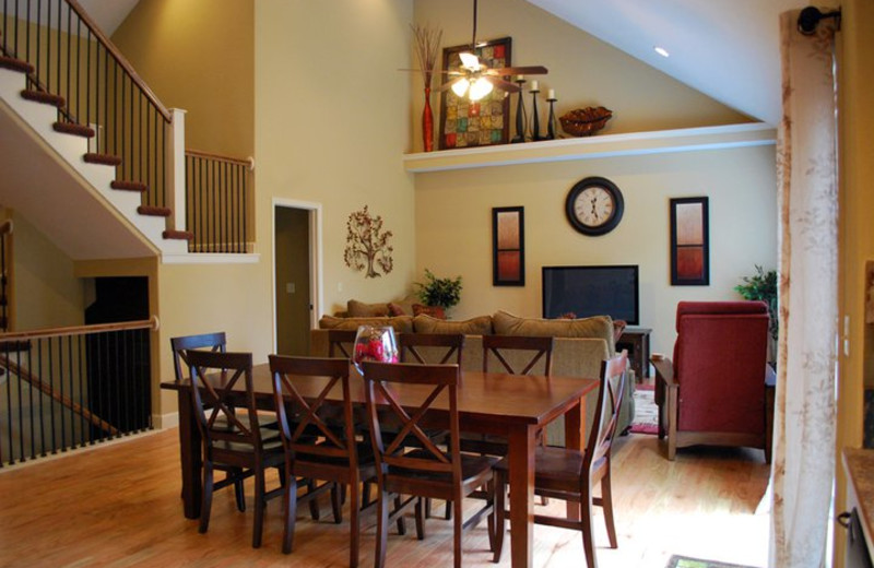 Rental dining at Vacation Home in Branson.