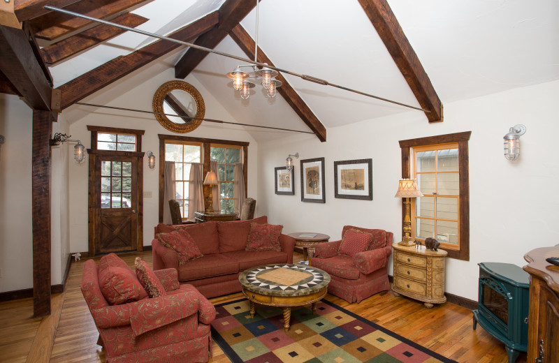 Rental living room at Alpine Getaways.