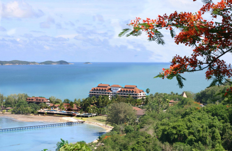 Exterior view of Rayong Resort Hotel Beach & Convention Center.